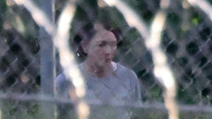 0715--Ghislaine-Maxwell-Jail-Track-PRIMARY