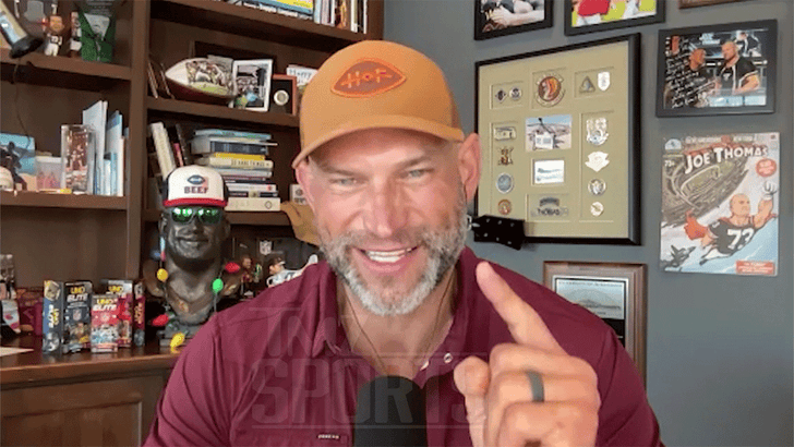 121625_joe_thomas_browns_uno_kal