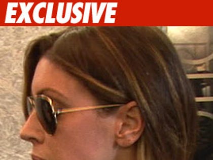 0422_rachel_uchitel_EX_TMZ_01
