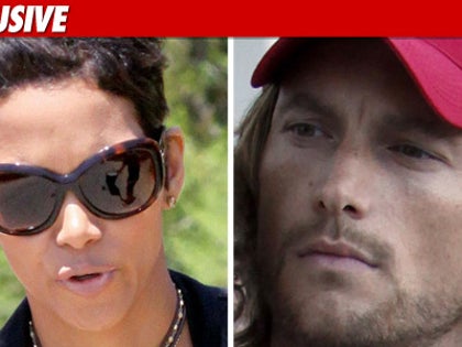 0202_halle_berry_gabriel_EX_getty