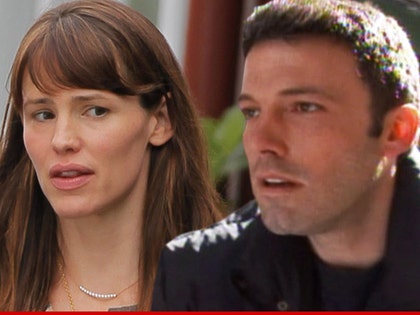 0630_BEN_AFFLECK_JENNIFER_GARNER_TMZ-4