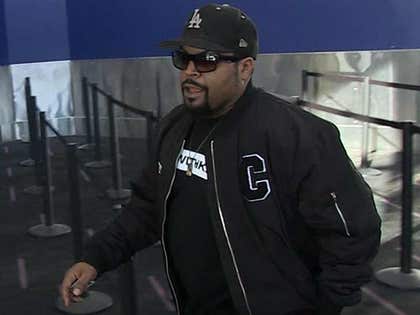 120418_ice_cube_primary