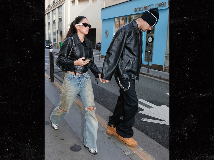 Romeo Beckham and Kim Turnbull Hold Hands in Paris 1 Romeo-Beckham-Kim-Turnbull-mega-1