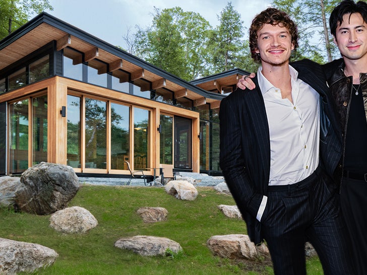 ‘Heated Rivalry’ Cottage Goes Up for Rent on Airbnb