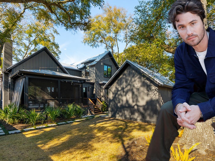Chase Stokes Sells $3M South Carolina Pad