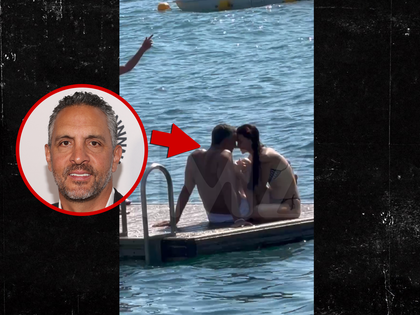 071626 mauricio umansky primary