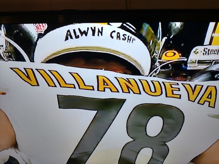 Steelers wear Antwon Rose helmet decal during Monday night game