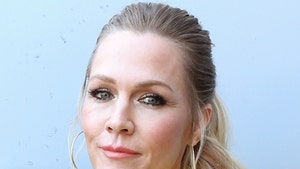 Jennie-Garth-main-getty-1
