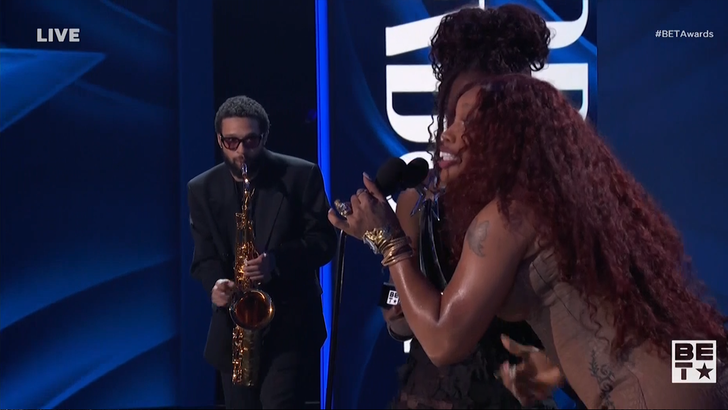 062926 SZA Sax kal 2