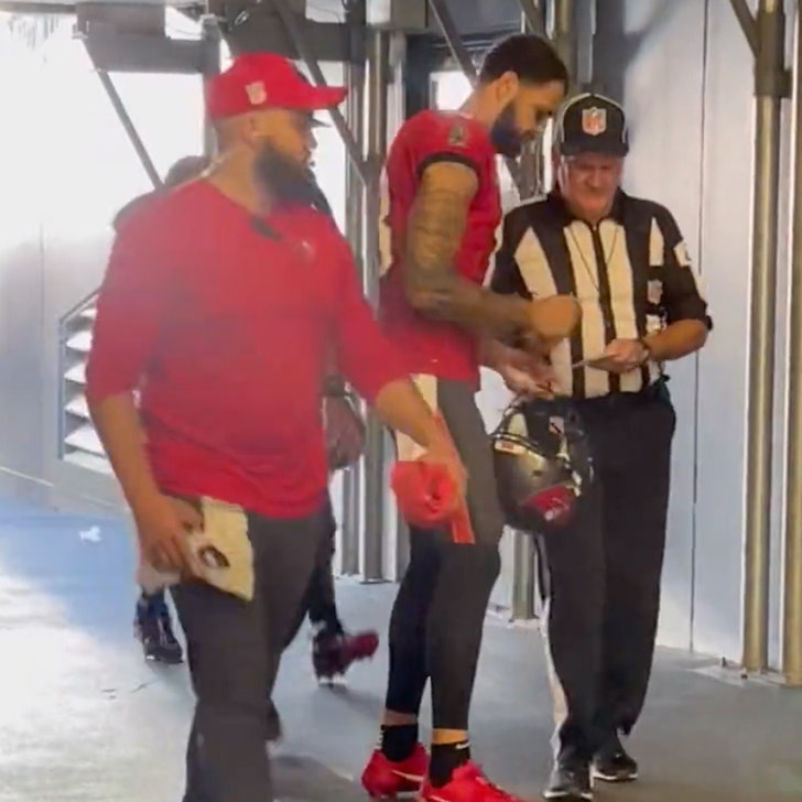 NFL says officials didn't get Mike Evans' autograph after Panthers game