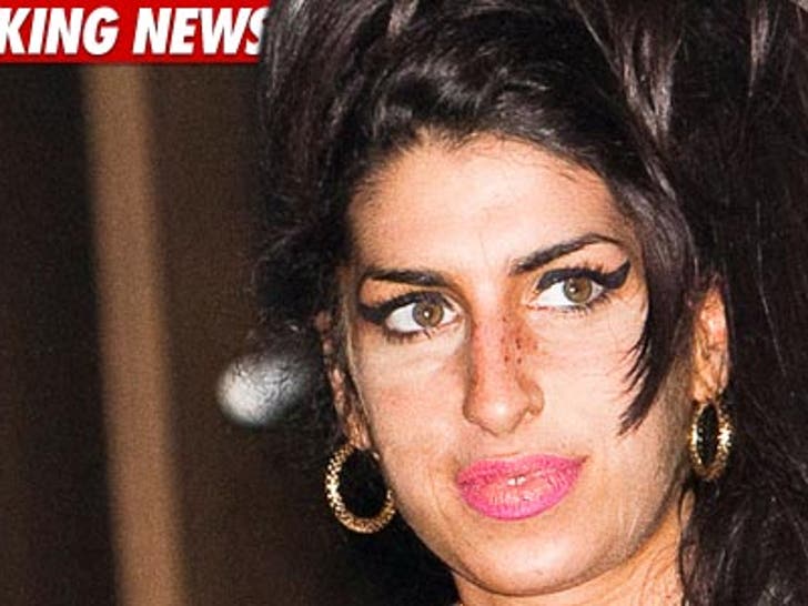 Police -- Don't Call Amy Winehouse's Death an Overdose Yet