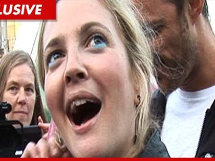 1030_drew_barrymore_tmz_ex