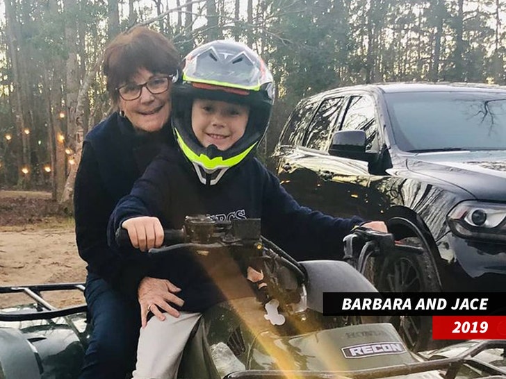 0117-Barbara-evans-jace-evans-instagram-01