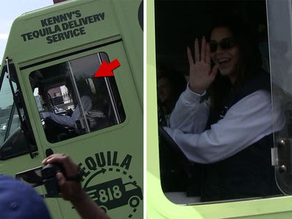 051721-kendall-jenner-primary