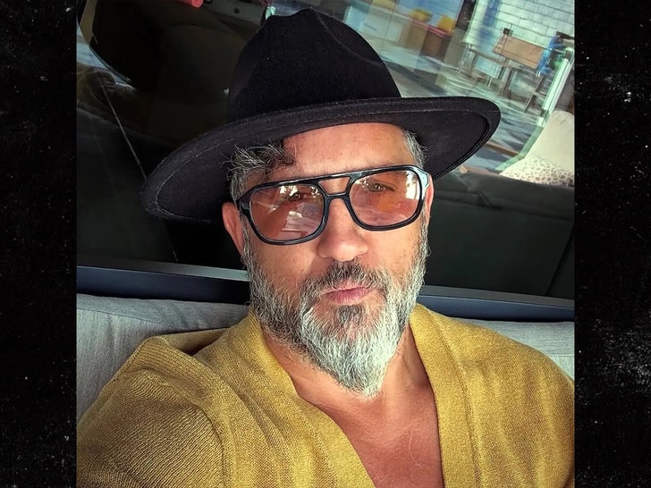 Yakir Levi instagram 1