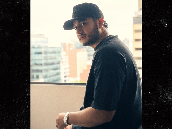 Cesar Gastelum insta 4