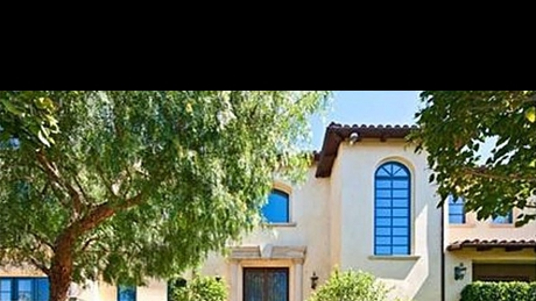 Avril Lavigne House For Sale Photo Gallery