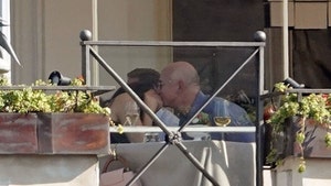 Jeff Bezos and Lauren Sanchez Making Out at Restaurant in Rome