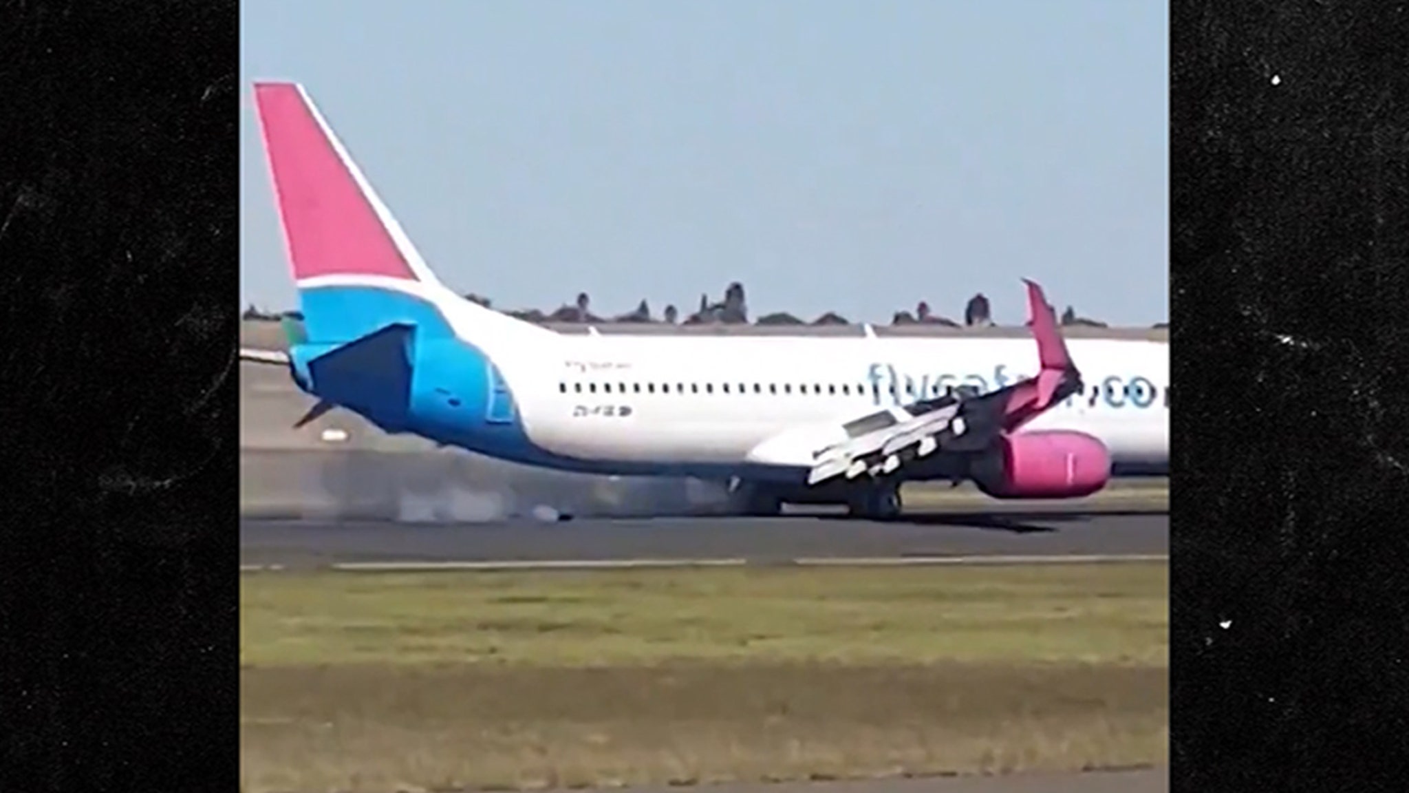 Boeing Jet Makes Emergency Landing in South Africa, Video Shows