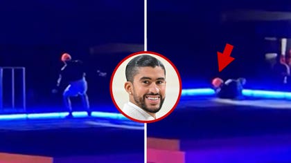 121125_bad_bunny_kal_v2