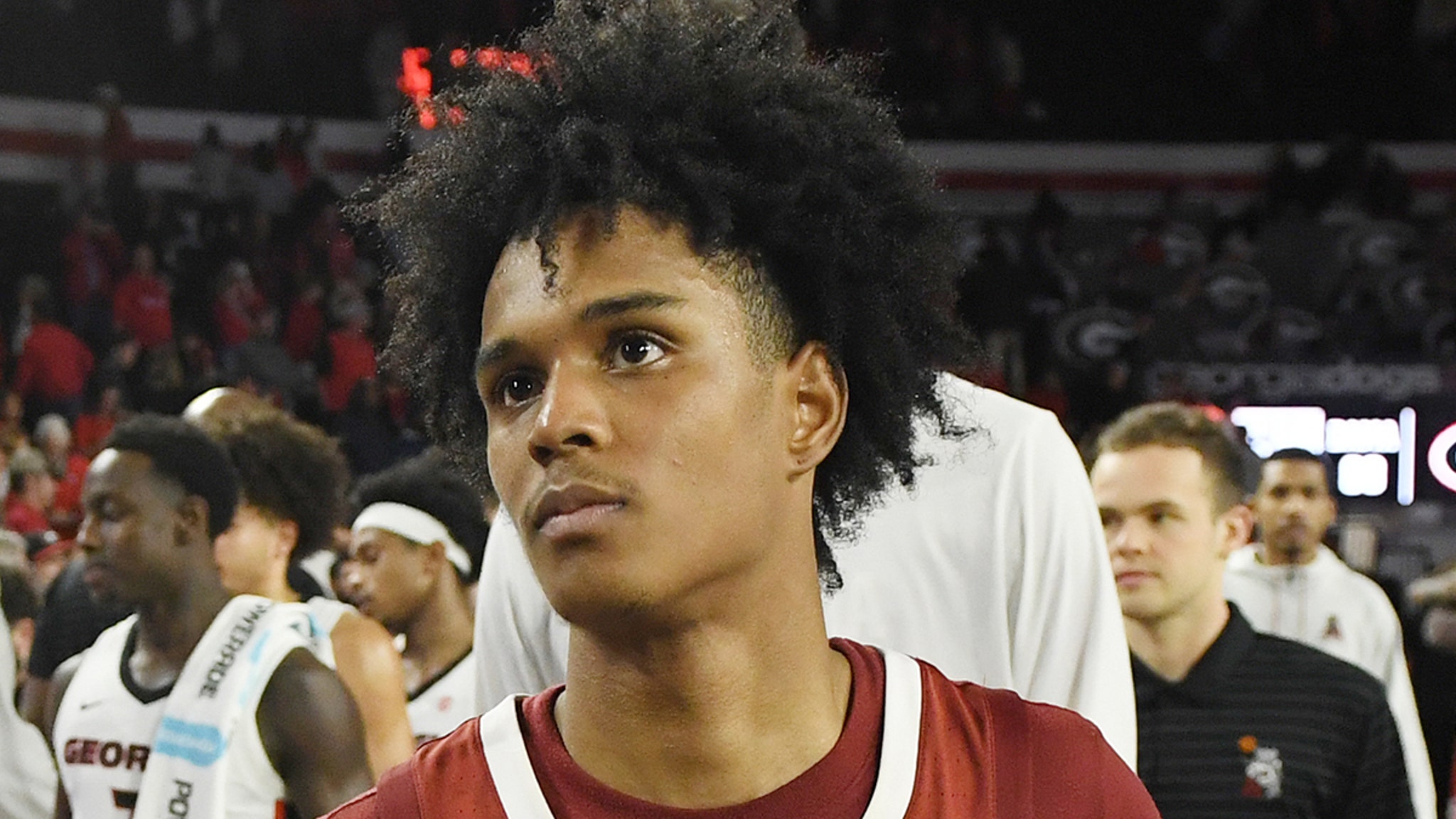 Alabama’s Aden Holloway Gets Judge’s OK to Leave State For Tide’s Sweet 16 Game Alabama’s Aden Holloway Gets Judge’s OK to Leave State For Tide’s Sweet 16 Game