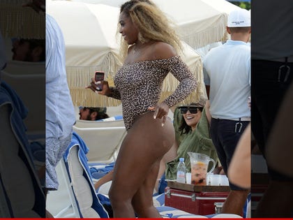 1107_Serena-Williams_butt_getty-2
