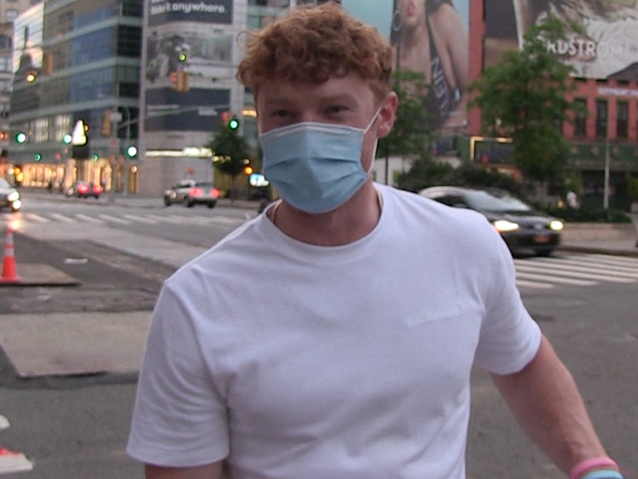 Clint Frazier on wearing mask, 07/12/2020