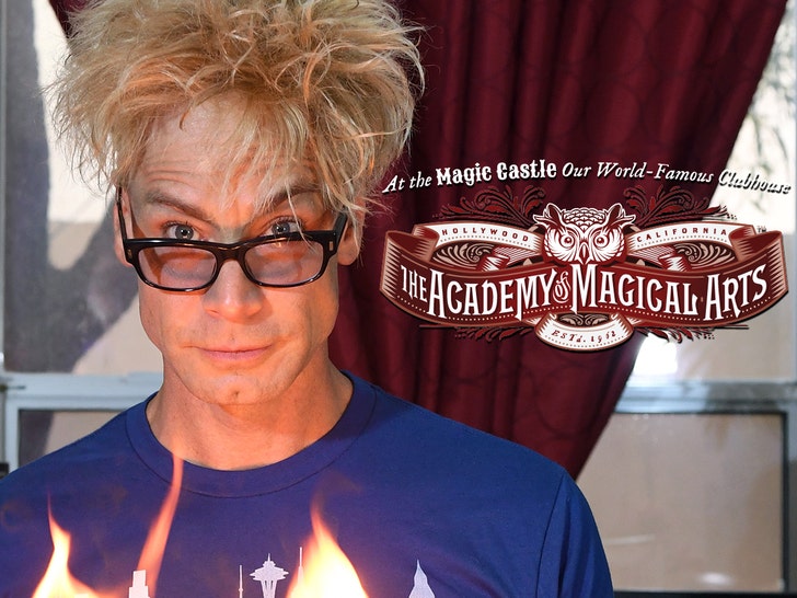 Murray, o mágico, a academia de artes mágicas