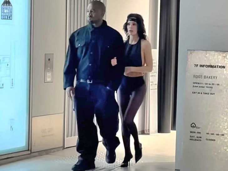 kanye west bianca censori LS 4