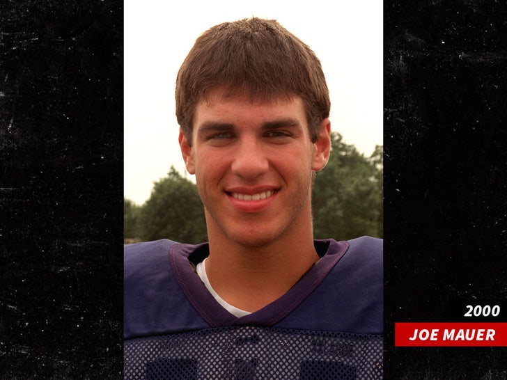 Joe Mauer sub getty swipe 1