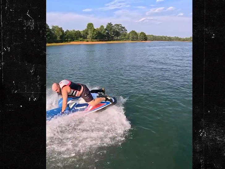 073126 jet ski sub 2