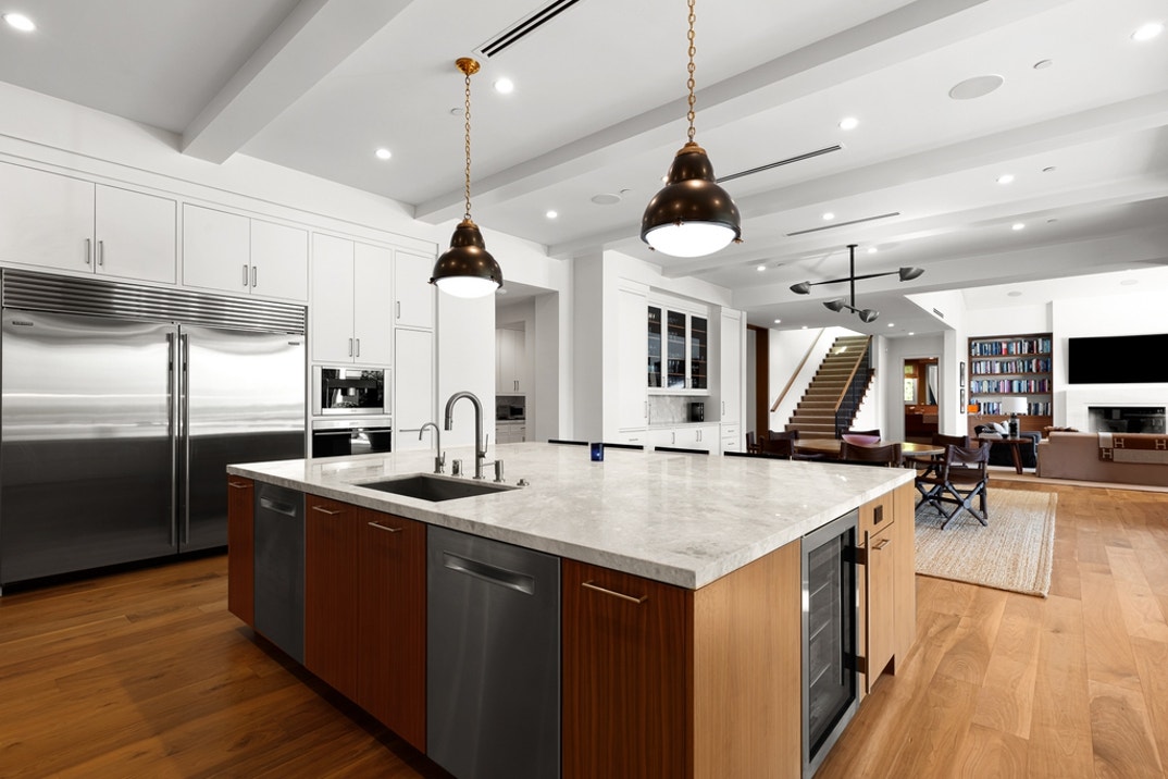 Lori Loughlin & Mossimo Home 25