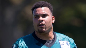 NFL's Brandon Brooks Says Anxiety Forced Him Out Of Game, Vomiting Wouldn't Stop
