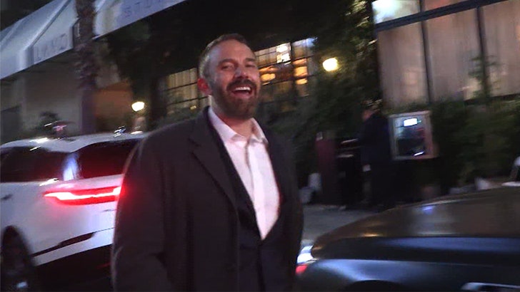 050825_ben_affleck_kal