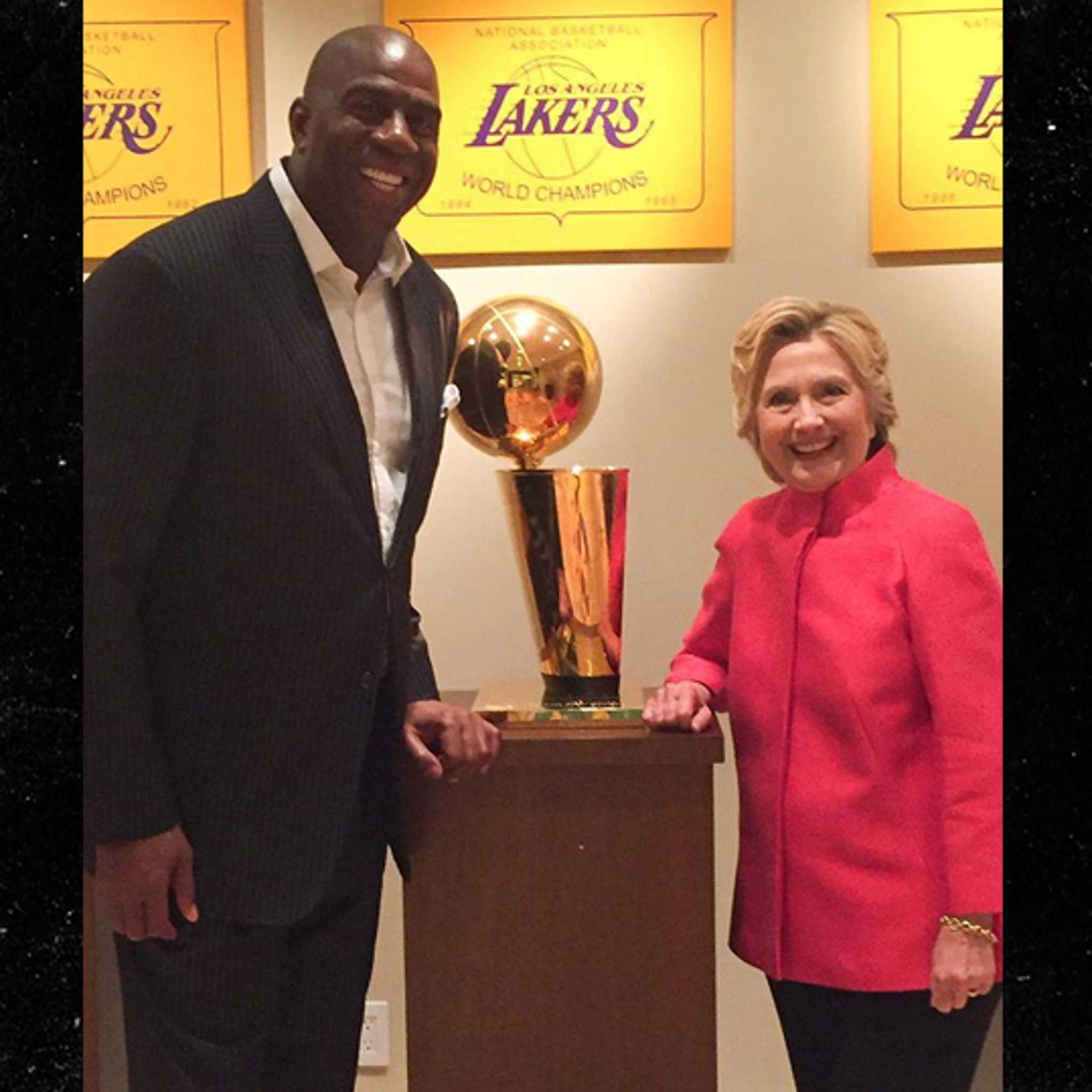 Magic Johnson Hosted a House Party for Hillary Clinton With Sam Jackson!