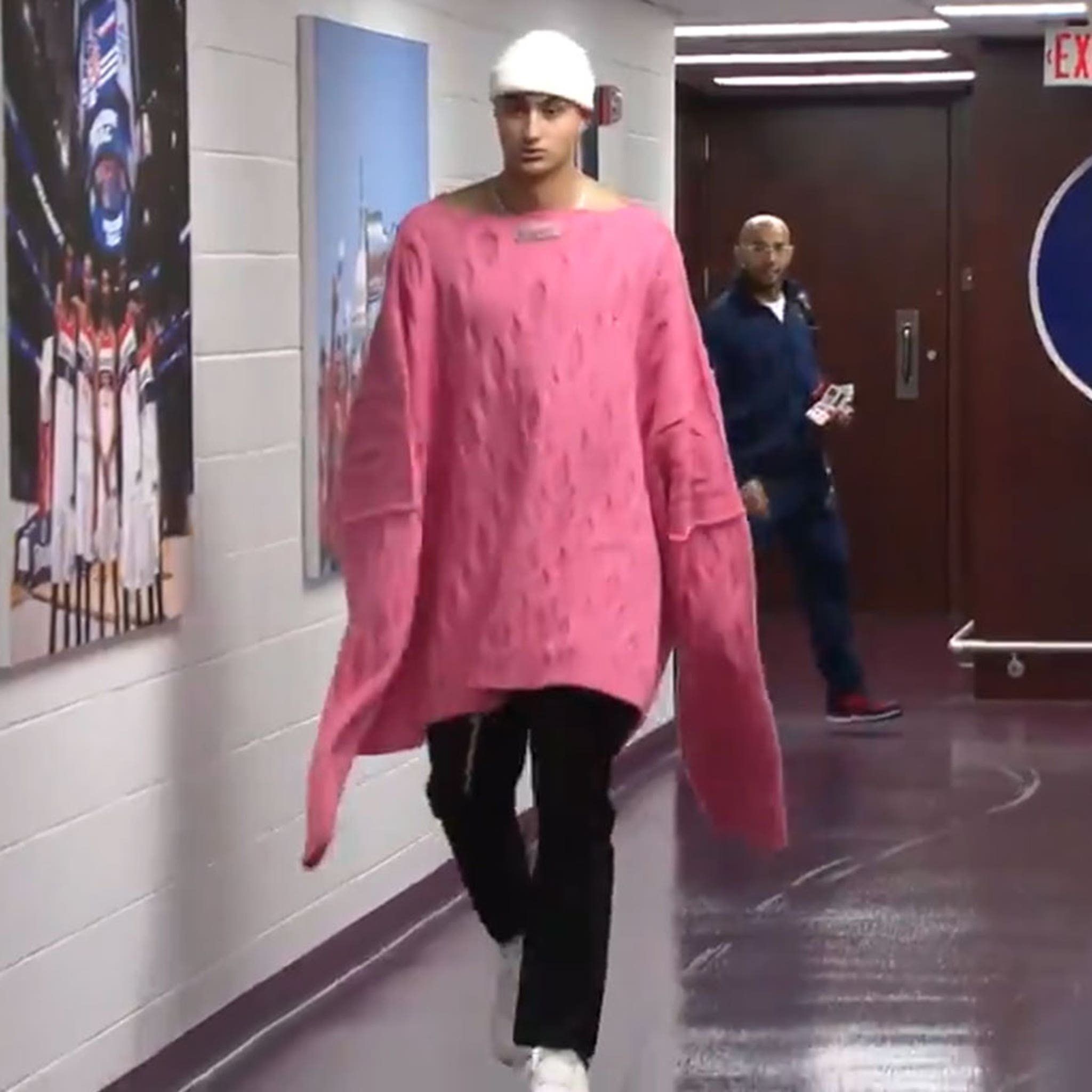 Kyle Kuzma's pink sweater bobblehead is real, and I must have it