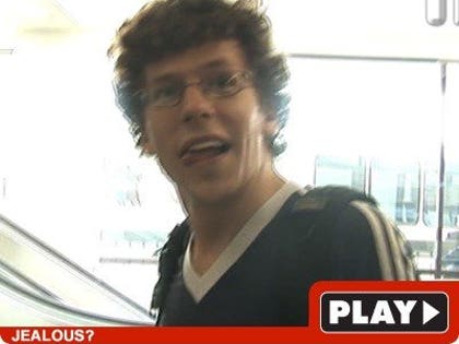 Jesse Eisenberg: Click to watch