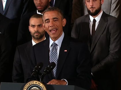 011215_obama_spurs_primary