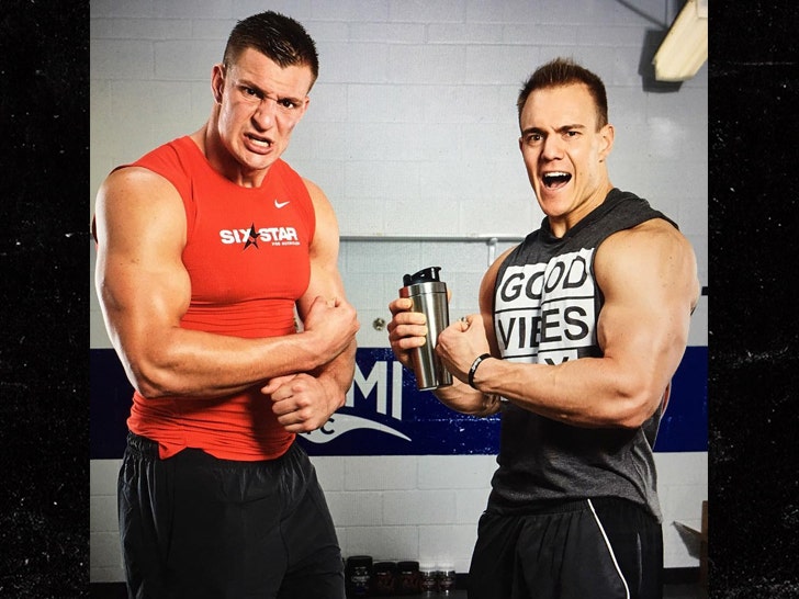 47+ Gronkowski Brothers Shark Tank Background