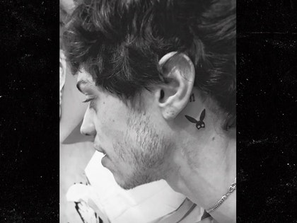 0602-pete-davidson-ariana-grande-tattoo-ear-instagram-01