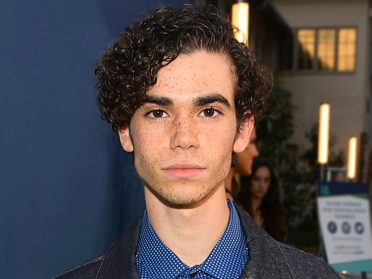 0722-cameron-boyce-getty-01