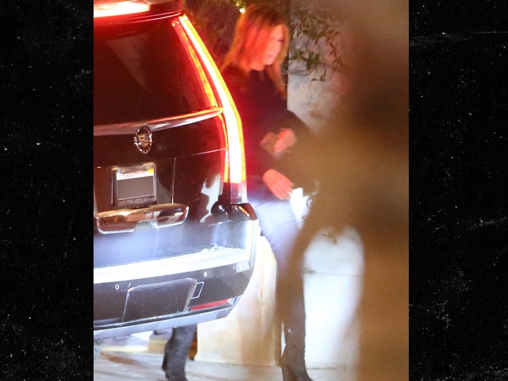 0207 jennifer anniston leaving car MEGA