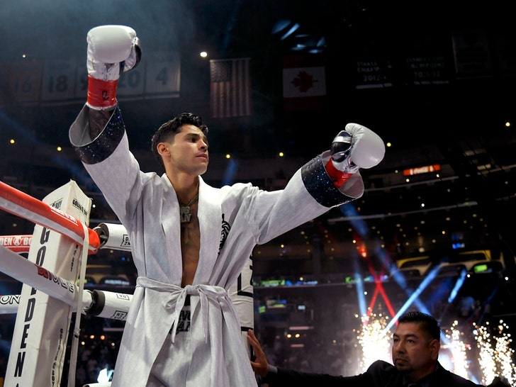 Foto Ryan Garcia di Atas Ring 6