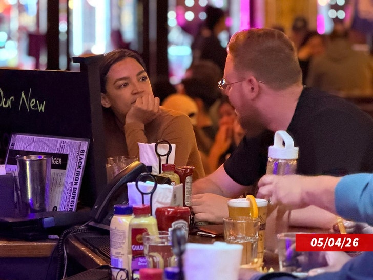 sub-alexandria-ocasio-cortez-ig-blackironburger-1