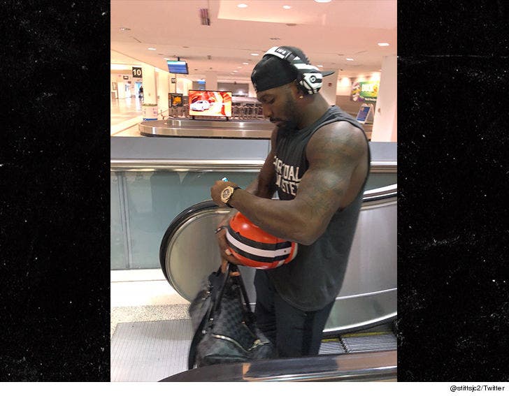 Dez Bryant Already Signing Cleveland Browns Helmets :: 0816-dez-bryant-twitter-5