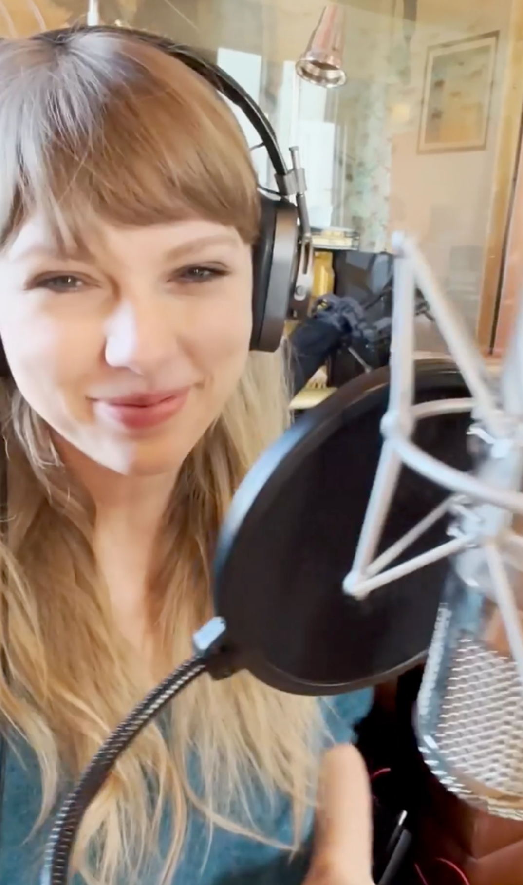 0418 Taylor Swift Music BTS 1