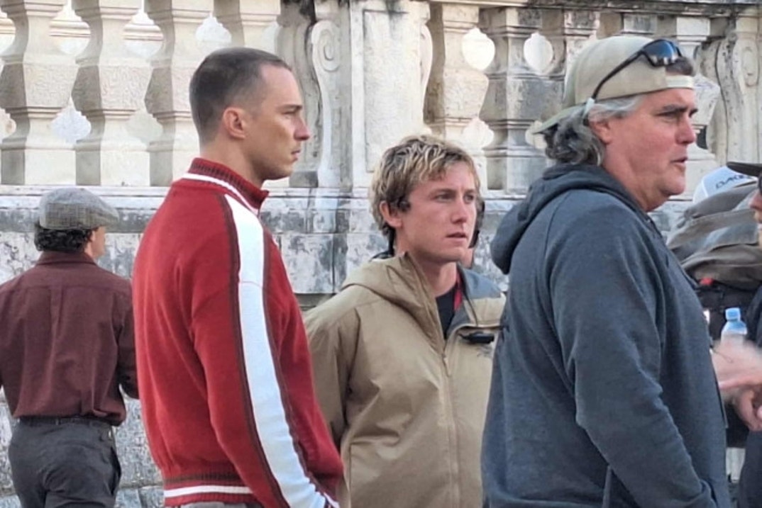 On Set of Outer Banks 10