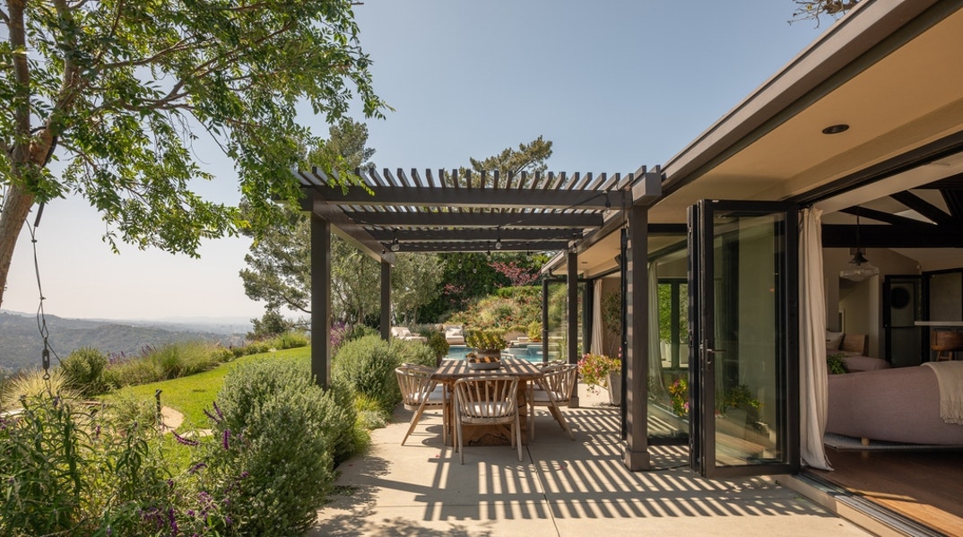 Chris Evans Hollywood Home New Pics 19