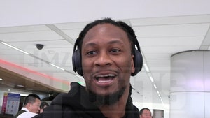 121224-todd-gurley-primary