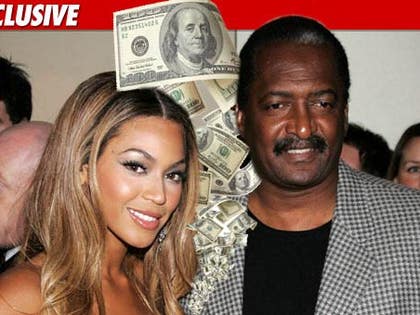 0711_beyonce_dad_EX_recut